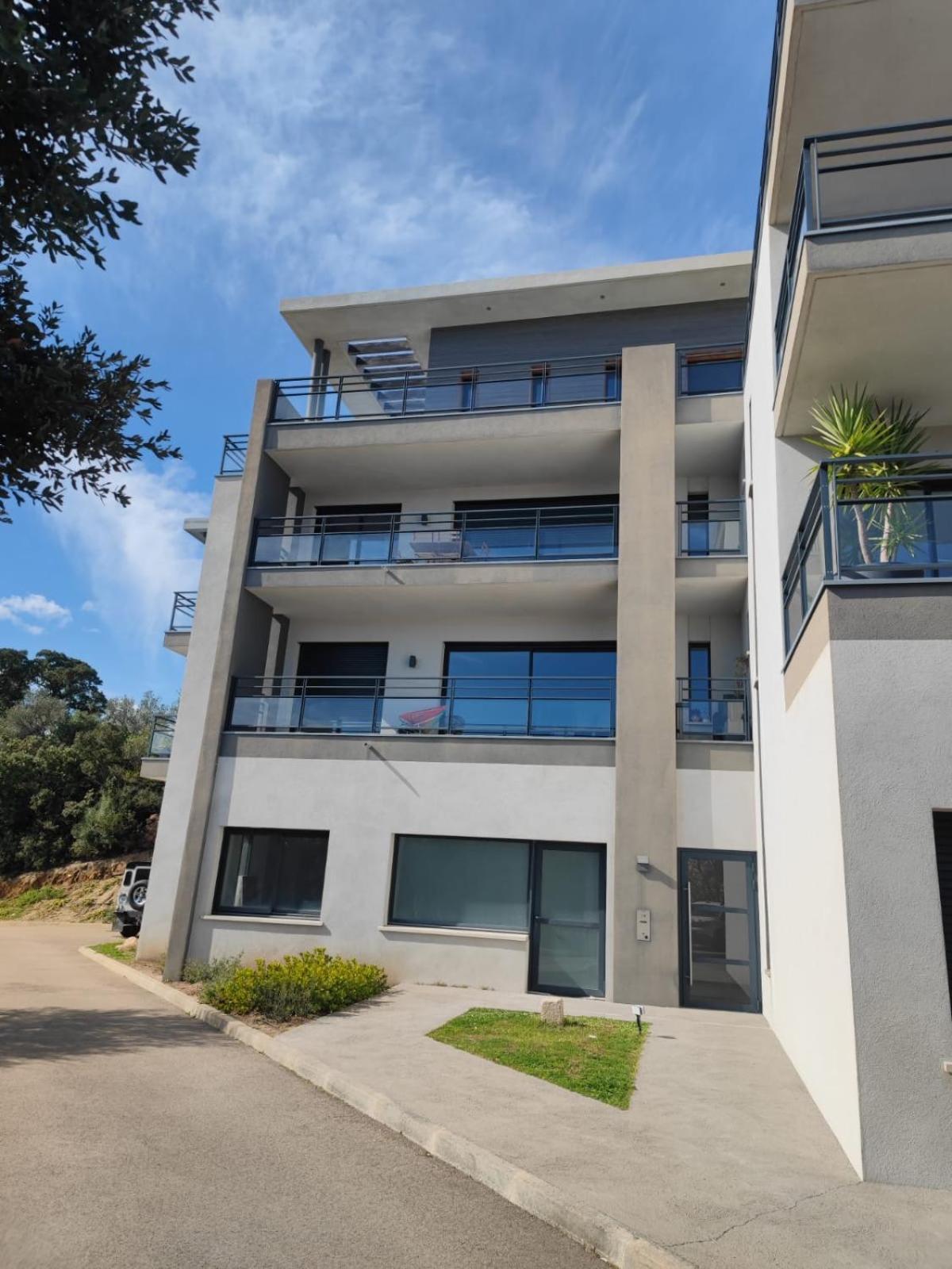 Bel Appartement Spacieux A Porto-Vecchio, 10Min A Pieds Du Centre Ville Buitenkant foto